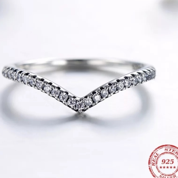 Jewelry - Sterling Silver Wave Ring